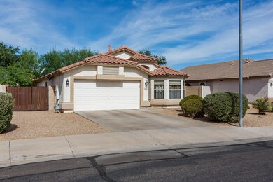 3) FRONT OF HOME