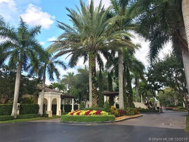 4881 NW 111th Ave, Doral, FL 33178 - photo 4