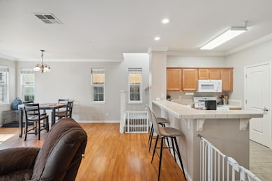 Living Room/Kitchen