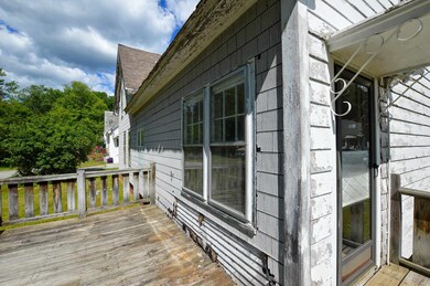 9 Meadow St, Ludlow, VT 05149 - photo 3