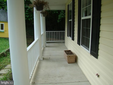 423 Ethan Allen Ave, Takoma Park, MD 20912 - photo 4