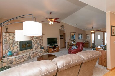 131 Pleasant View Dr, Cody, WY 82414 - photo 6