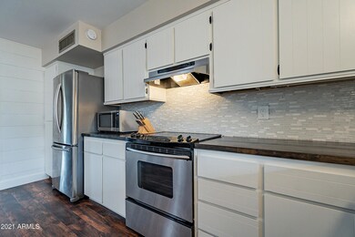 Kitchen Backsplash