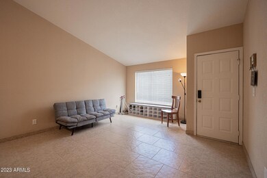629 N Mesa Dr unit 14, Mesa, AZ 85201 - photo 5