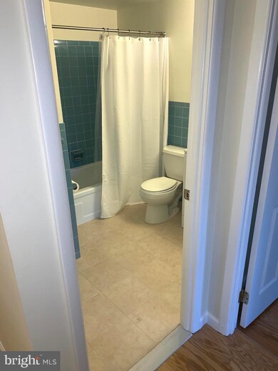 27510 Valley Run Dr unit 510, Wilmington, DE 19810 - photo 5