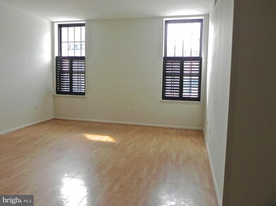 1011 Hunter St unit E4, Baltimore, MD 21202 - photo 7