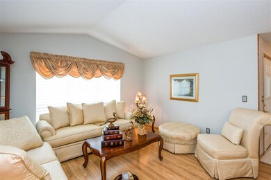 1615 Greenlefe Dr NW, Cedar Rapids, IA 52405 - photo 2