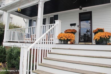 521 6th St, Dunmore, PA 18512 - photo 6