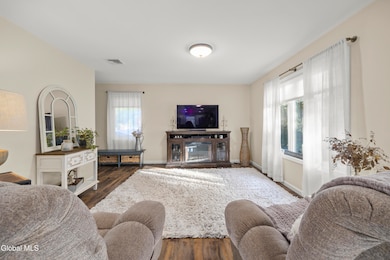 7 the Concourse, Niverville, NY 12130 - photo 2