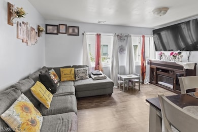 331-333 E 29th St unit 2, Paterson, NJ 07514 - photo 3