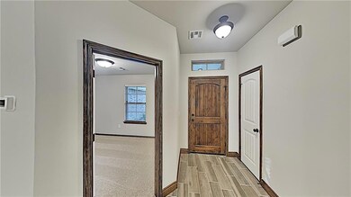 7065 Hidden Trail Ln, Warr Acres, OK 73132 - photo 5