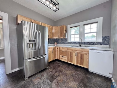 805 11th St, Onawa, IA 51040 - photo 6