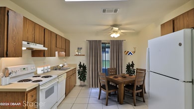 2801 Nordman Ave, New Smyrna Beach, FL 32168 - photo 4