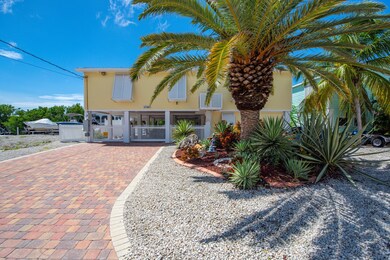 019-27328JamaicaLane-front view