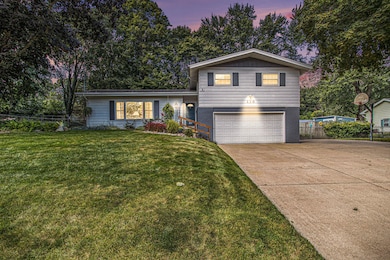 110 Harriet Ln, Battle Creek, MI 49017 - photo 2