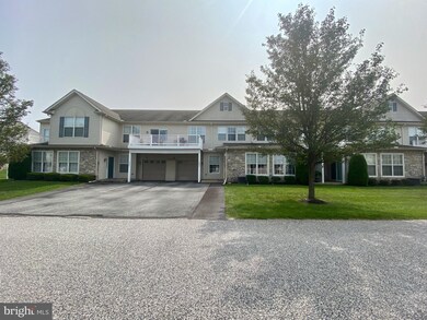 904 Crestview Ln unit 904, Stewartstown, PA 17363 - photo 6