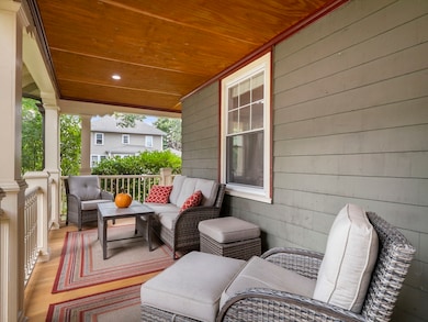 37 Pomfret St, West Roxbury, MA 02132 - photo 4