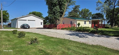 24770 Earnest Rd, Osawatomie, KS 66064 - photo 2