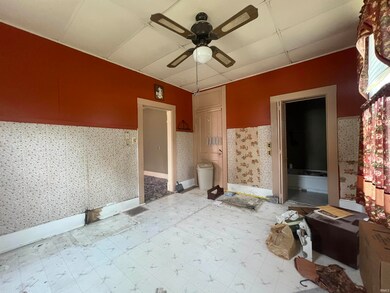 103 E Riverside Dr, Peru, IN 46970 - photo 3