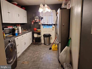 1612 Barclay St, Baltimore, MD 21202 - photo 3