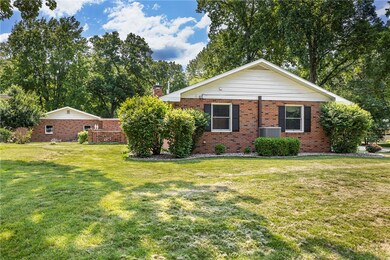 1505 Hickory Hill Dr, Effingham, IL 62401 - photo 7