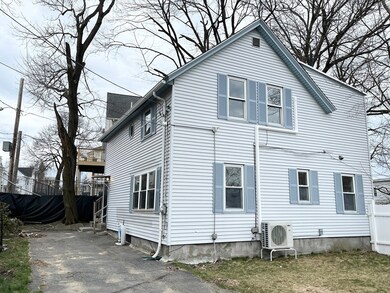 13-1/2 Bluff St, Worcester, MA 01610 - photo 2