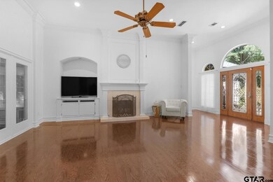 1123 Waterford Ct, Tyler, TX 75703 - photo 4