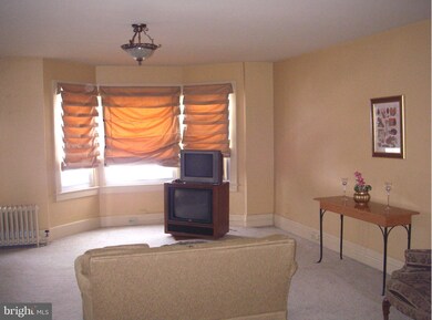 68 E Main St unit 3FE, Waynesboro, PA 17268 - photo 2
