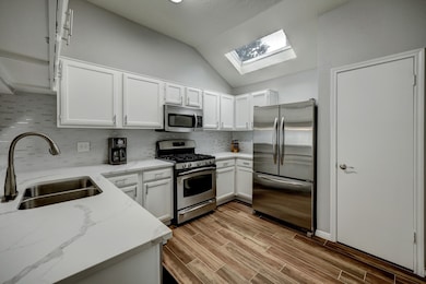 16150 Golden Sands Dr, Houston, TX 77095 - photo 4