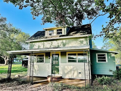 5654 12th St, Zephyrhills, FL 33542 - photo 2