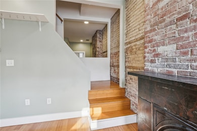 176 Lodi Way, Pittsburgh, PA 15201 - photo 7