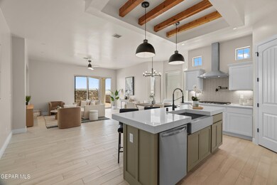 12388 Polo Norte-11