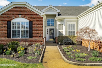 04-Front Courtyard 1