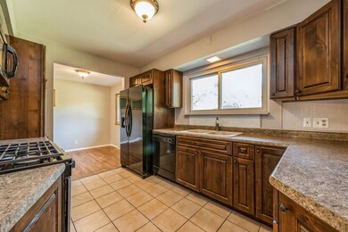 802 Oceola Dr, Algonquin, IL 60102 - photo 7