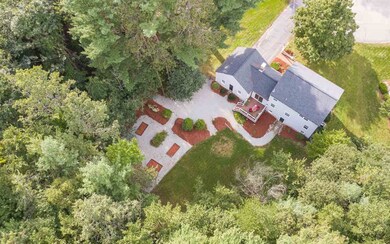 18 Clydesdale Cir, Nashua, NH 03062 - photo 3