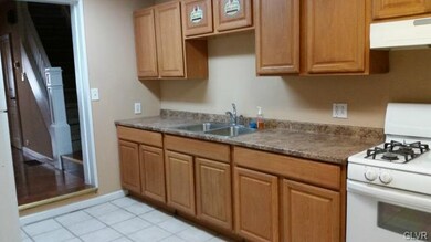 330 N 2nd St, Allentown, PA 18102 - photo 6