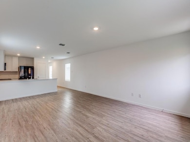 6840 Bramblewood Dr, Princeton, TX 75407 - photo 3