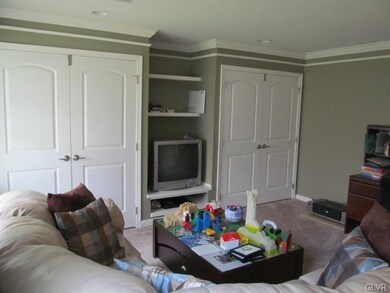 2142 East Blvd unit 15, Bethlehem, PA 18017 - photo 6