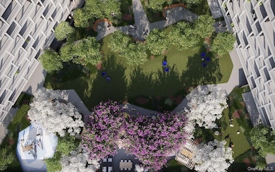 131-02A 40th Rd unit 10F, Flushing, NY 11354 - photo 2