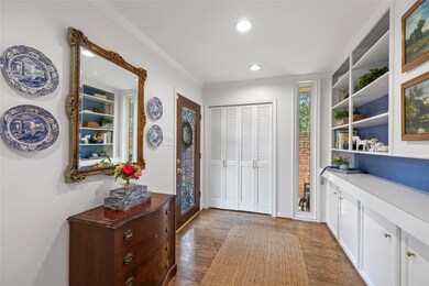 Inside the 1,910-square-foot residence, tall ceili