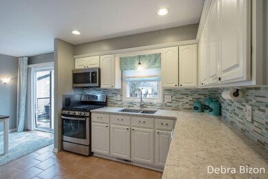 2543 LOngmeadow kitchen sink to sliders
