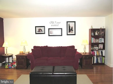 918 N Marlyn Ave, Essex, MD 21221 - photo 3