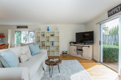 53 Bible St unit 5, Cos Cob, CT 06807 - photo 4