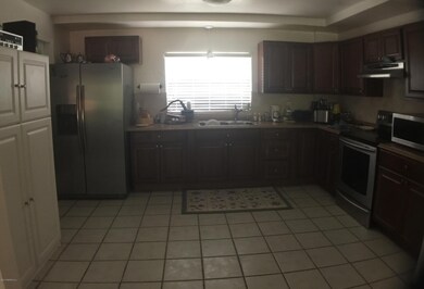 3626 Rendale Dr N, Jacksonville, FL 32210 - photo 3