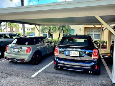 7924 Hardwick Dr unit 616, New Port Richey, FL 34653 - photo 5