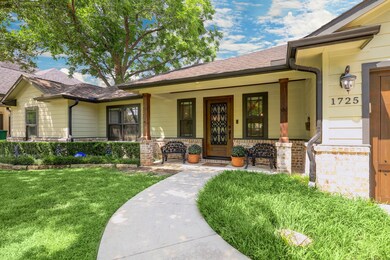 1725 Creek Dr, Houston, TX 77055 - photo 3