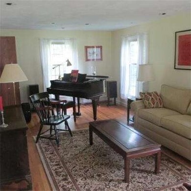 45 Arboro Dr, Sharon, MA 02067 - photo 5