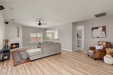 292 Spruce Dr, Kyle, TX 78640 - photo 6