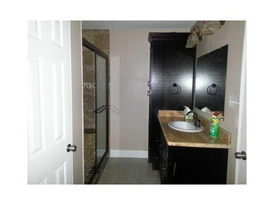 Master Bath/Spa.