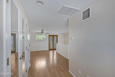 2021 S Granada Dr unit 10, Tempe, AZ 85282 - photo 6